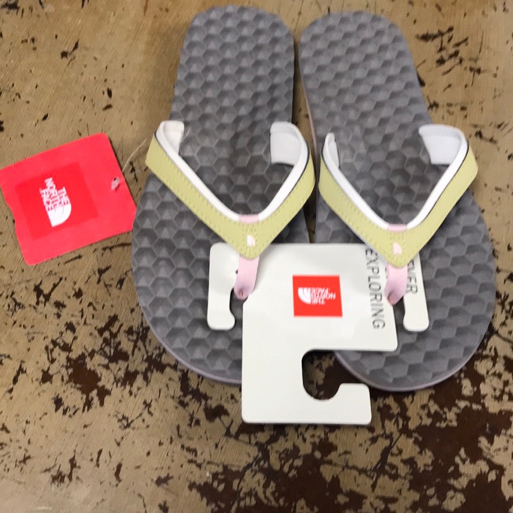 The North Face Flip Flops - Picture 2 of 7
